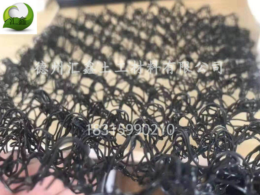 水土保护毯——柔性生态护坡(图2) 水土保护毯——柔性生态护坡(图2)