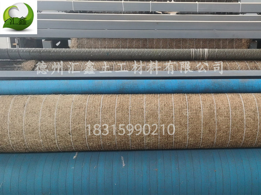 张家口刘经理订制2000平方米椰丝毯生产中